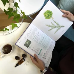 Puressentiel Aromathérapia, le livre des huiles essentielles><noscript><img width=